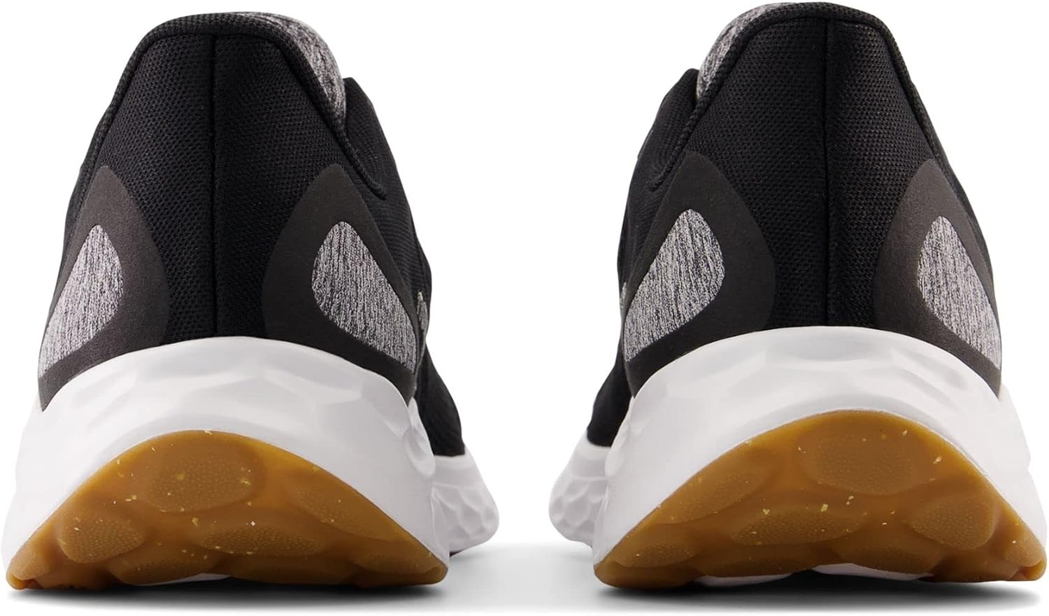 image:imageNew Balance Mens Fresh Foam Arishi V4 Running ShoeBlackSilver MetallicGum 020