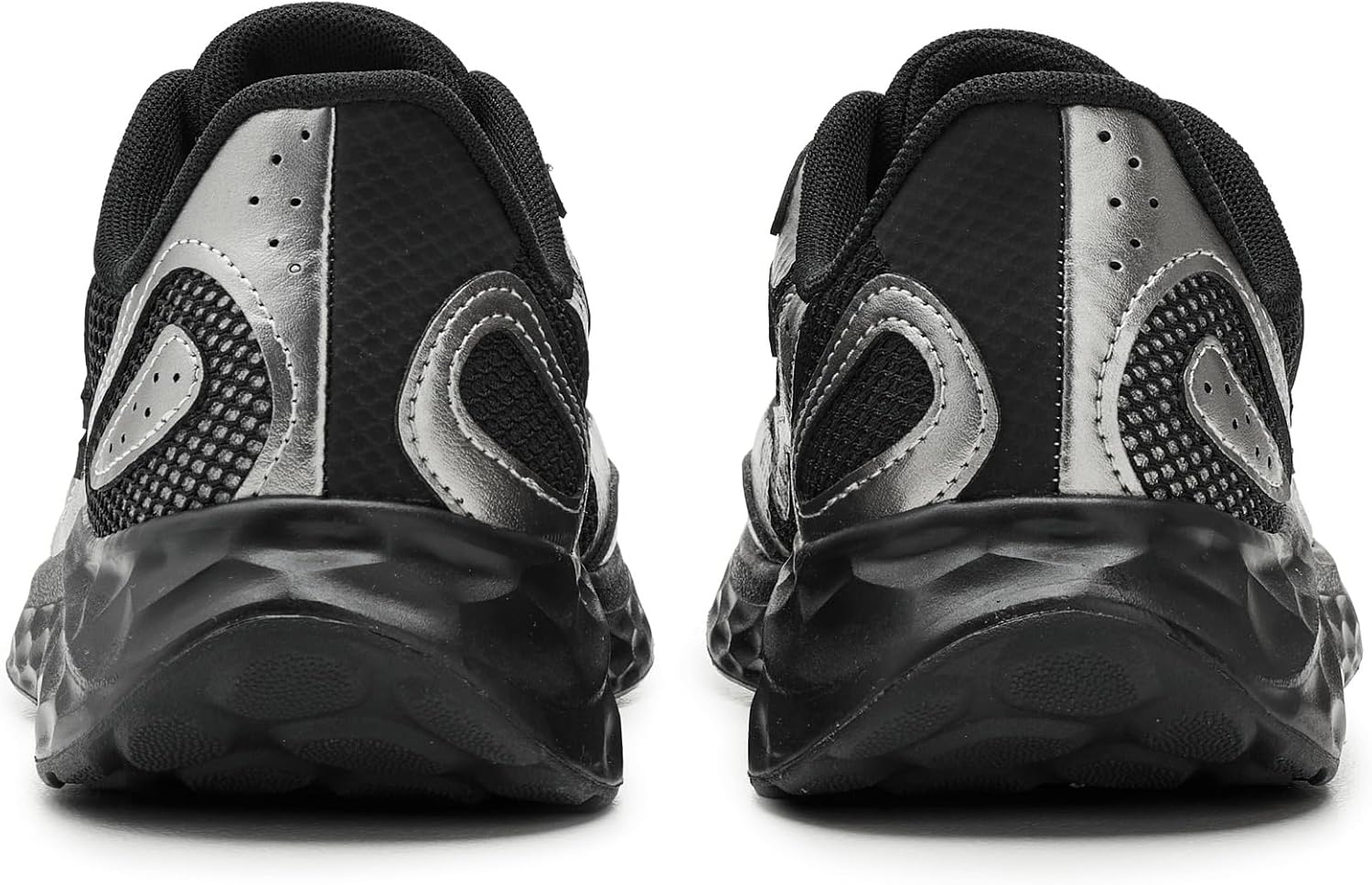 image:imageNew Balance Womens Fresh Foam Arishi V4BlackDark Silver MetallicSea Salt