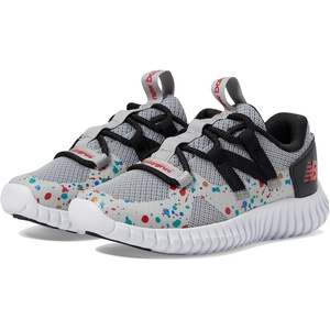 New Balance Boys’ Playgruv V2 Bungee Sneakers(Concrete/Black)