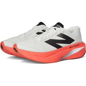 New Balance Men’s FuelCell Supercomp Trainer V3(Urgent Red/Sea Salt/Black)