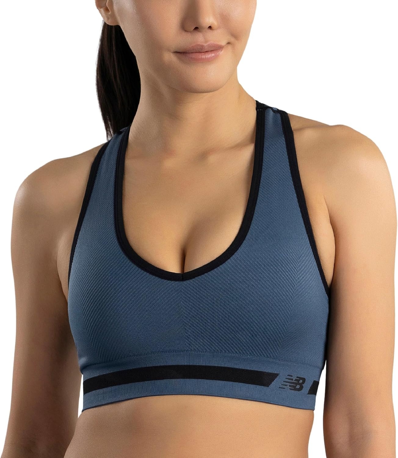 image:imageNew Balance Seamless Wirefree VNeck TBack Racer Sports Bra with Allover TextureMunsell White
