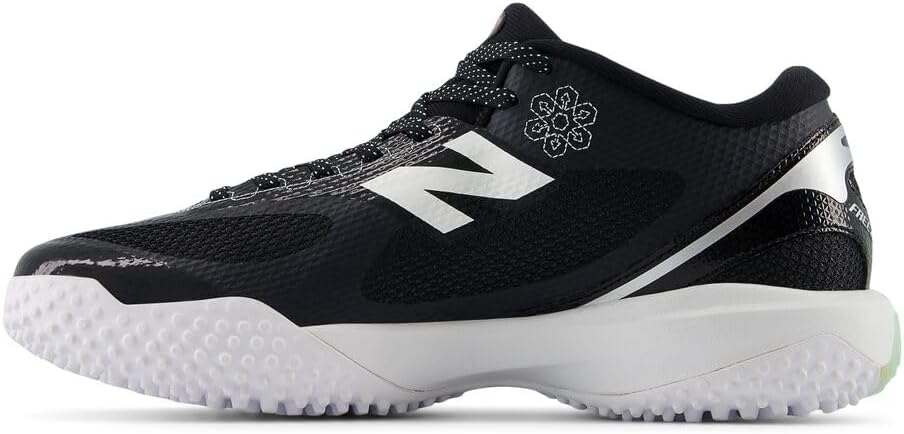 image:imageNew Balance Mens Freezelx V5 TurfBlackWhiteSilver Metallic