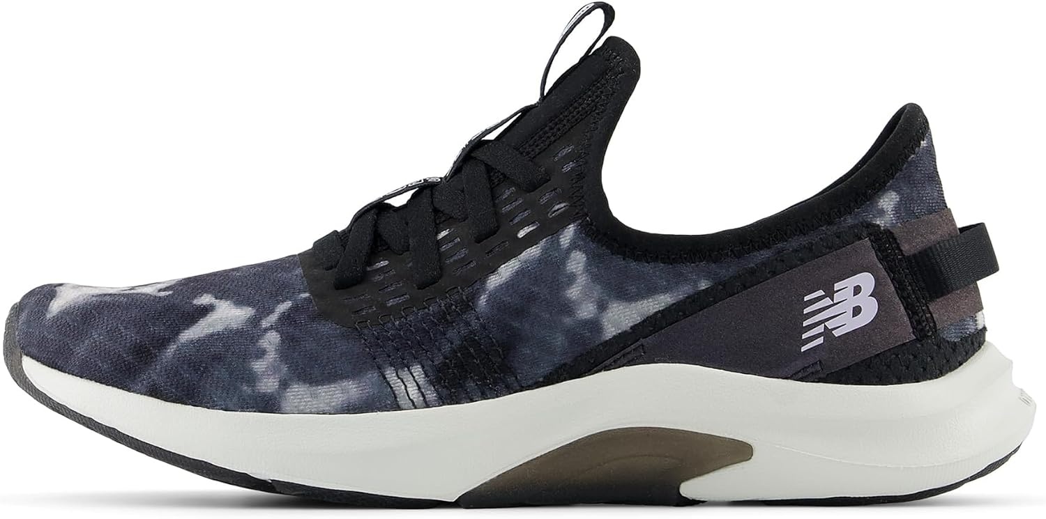 image:imageNew Balance Womens DynaSoft Nergize Sport V2 Cross TrainerBlackReflectionTaroNb