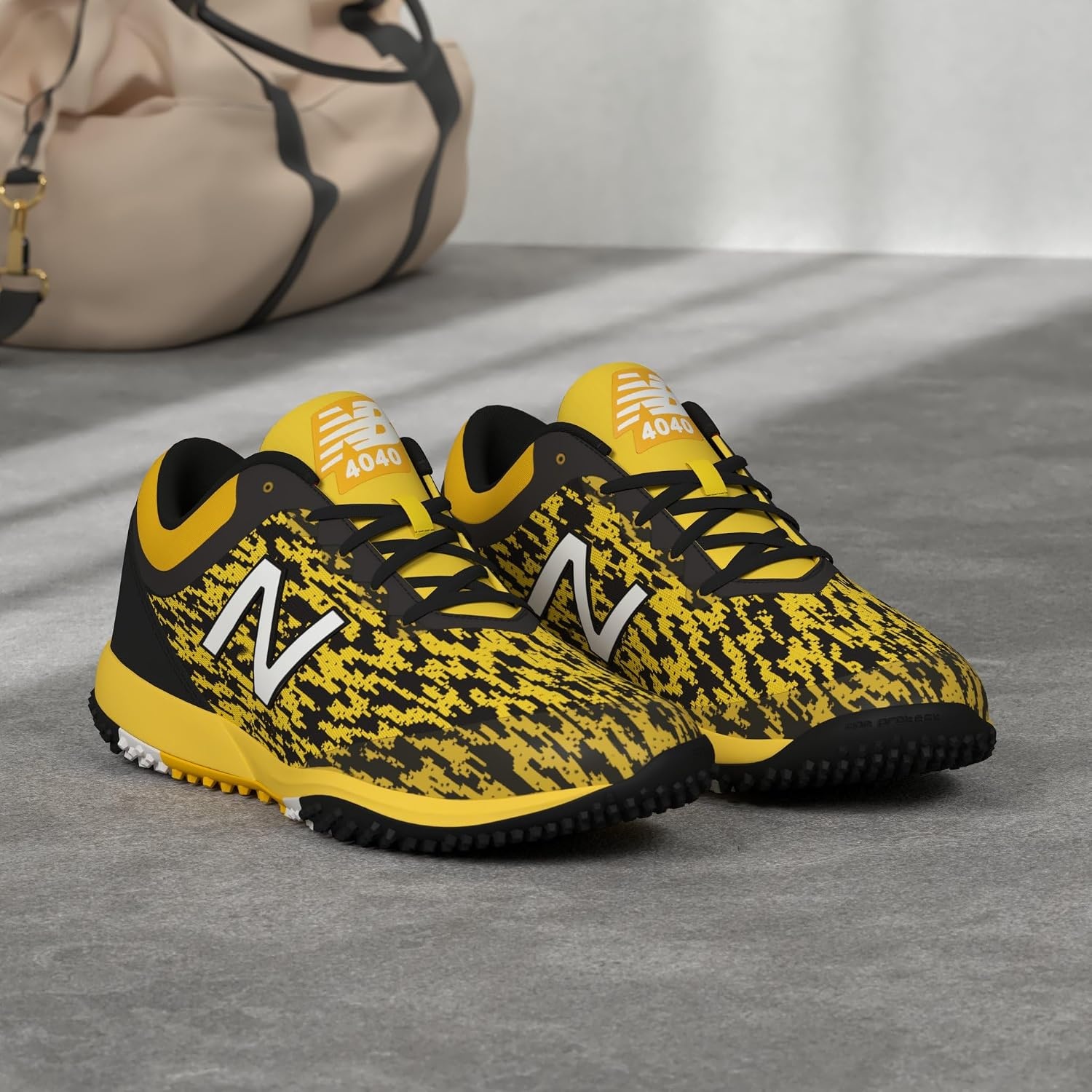 image:imageNew Balance Mens 4040 V5 Turf Baseball ShoeBlackYellow