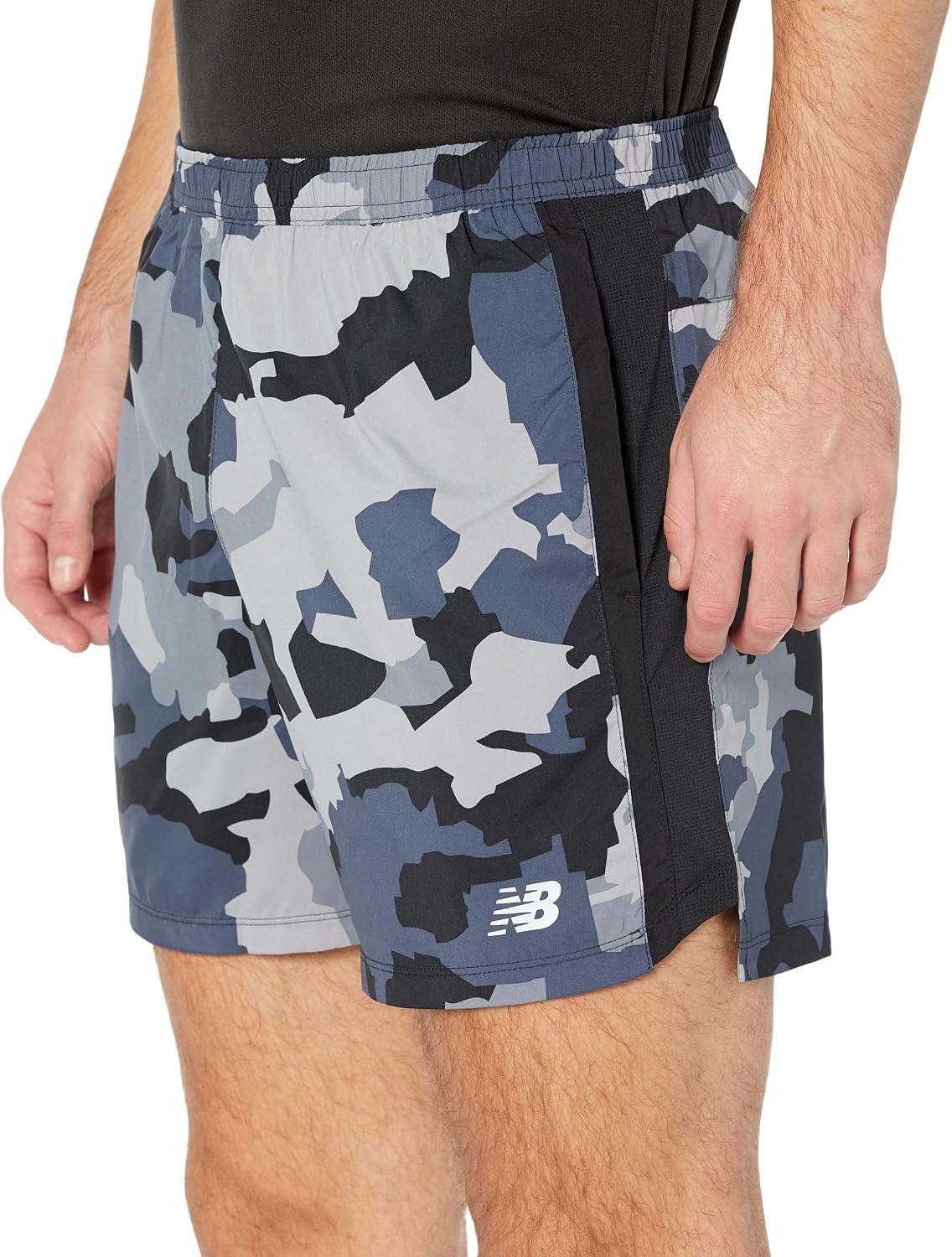 image:imageNew Balance Mens Accelerate 5 Inch Short 22Thunder Print