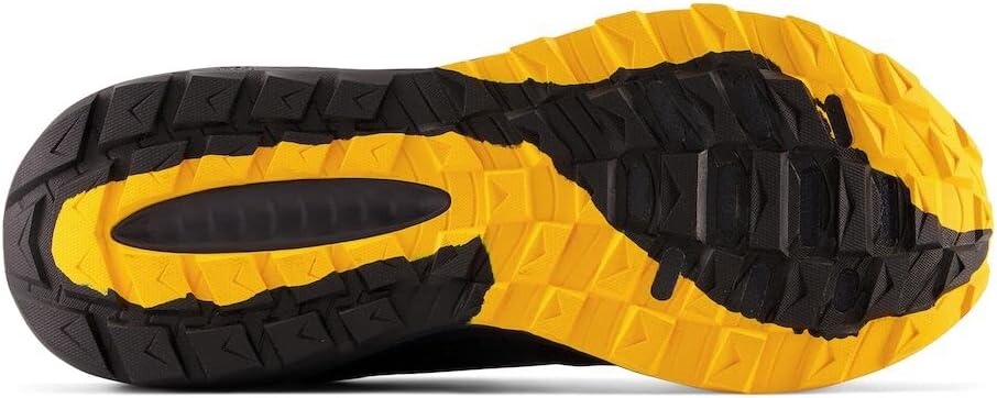 image:imageNew Balance Mens Dynasoft Ntrv5 GTXBlackVibrant Apricot