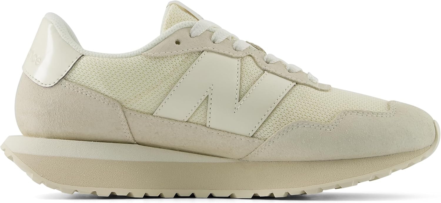 image:imageNew Balance Womens 237 SneakerAngoraAngora