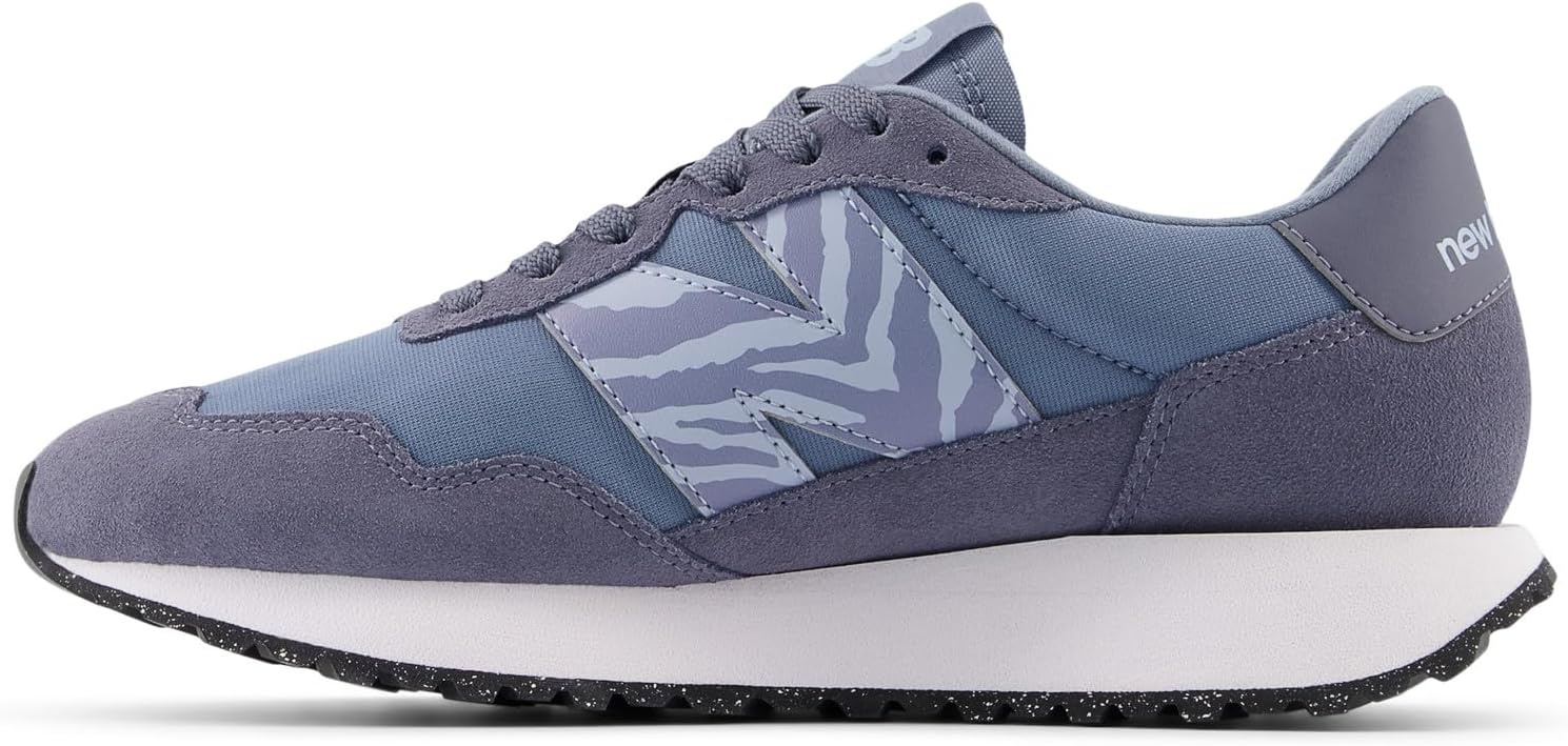 image:imageNew Balance Womens 237 SneakerArctic Grey