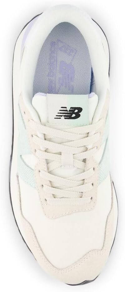 image:imageNew Balance Womens 237 SneakerBeigeSea Salt