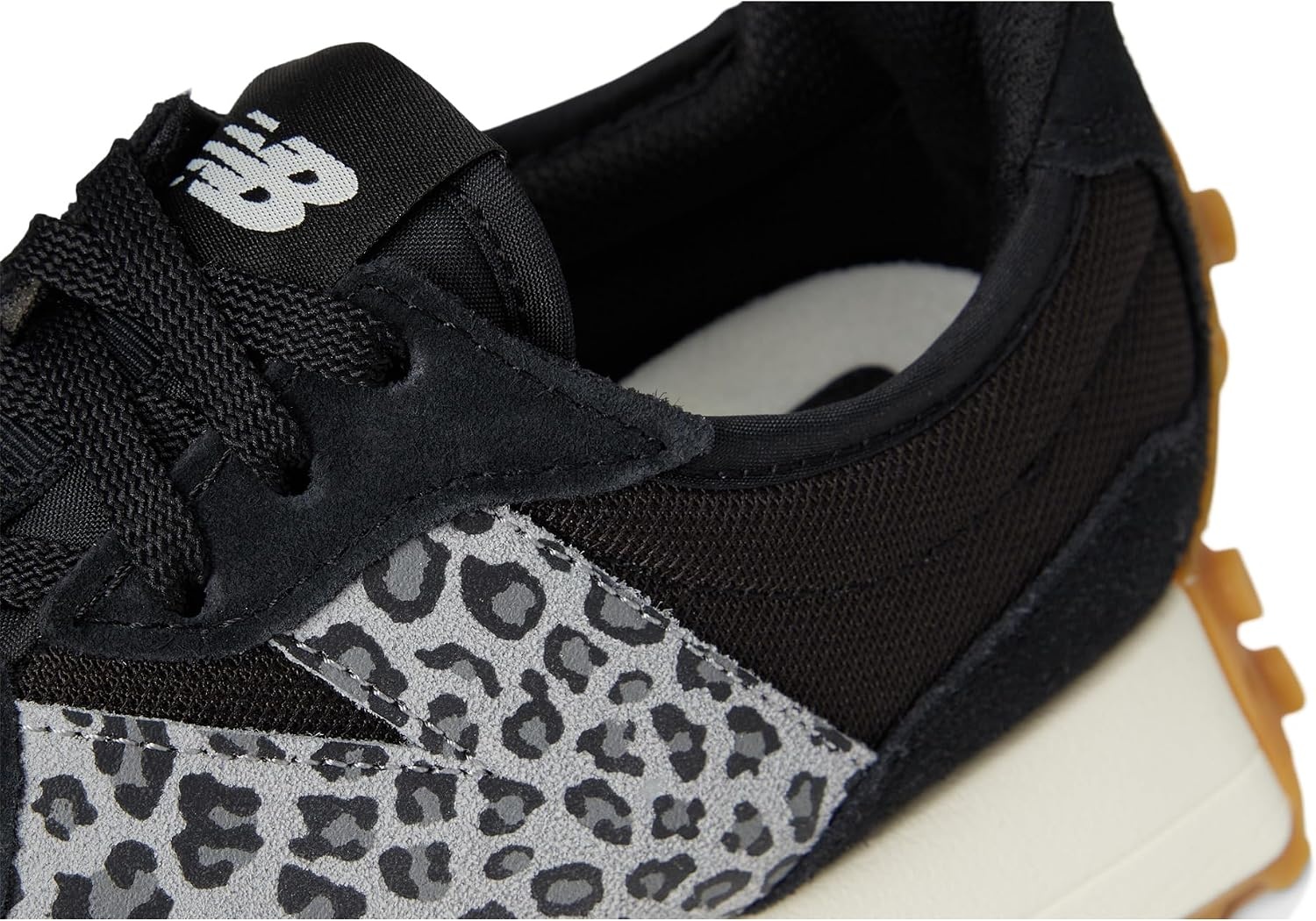 image:imageNew Balance Womens 327BlackBlack