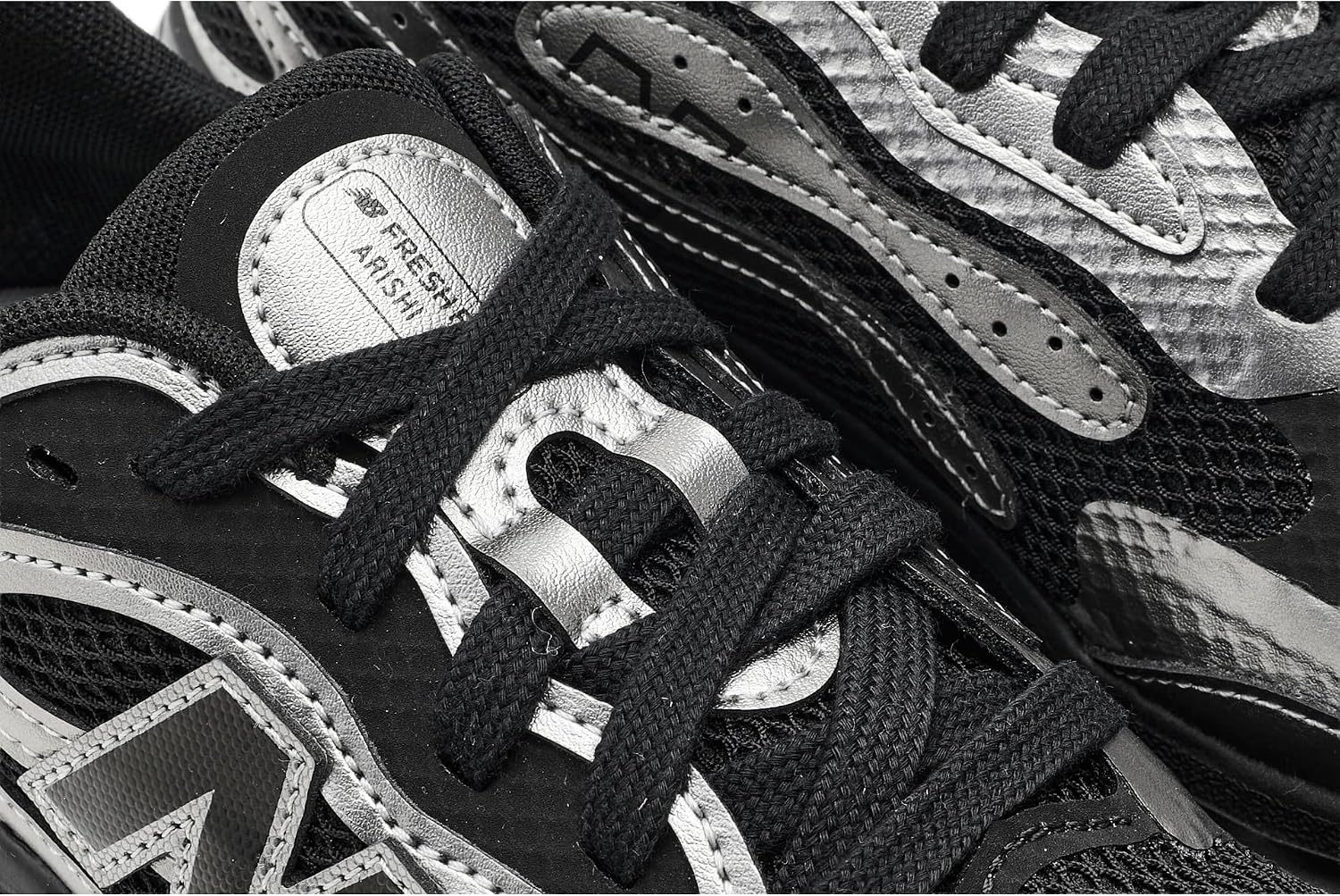 image:imageNew Balance Womens Fresh Foam Arishi V4BlackDark Silver Metallic