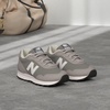 New Balance Women’s 515 V3 Sneaker(Slate Grey/White)