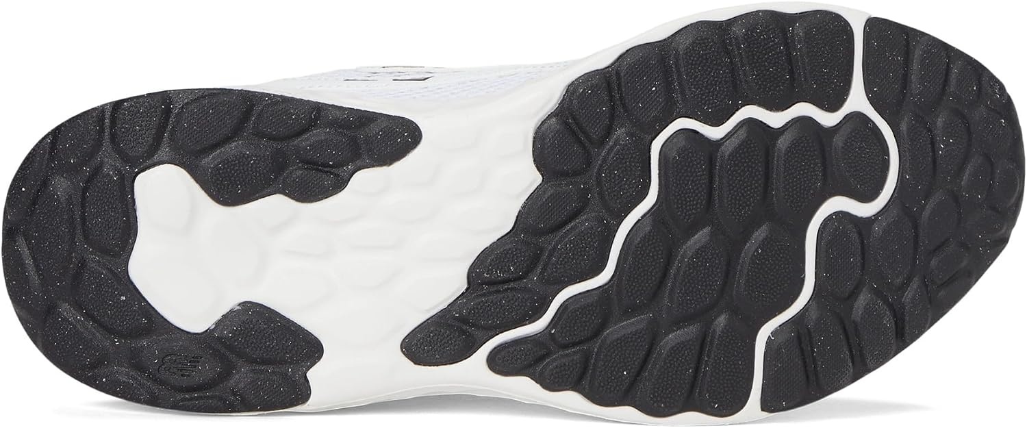 image:imageNew Balance Mens Fresh Foam Arishi V4 TiraluxWhiteSilver Metallic